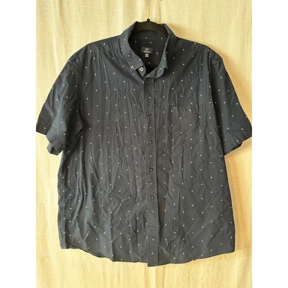 Men’s Button Up Shirt Size Large